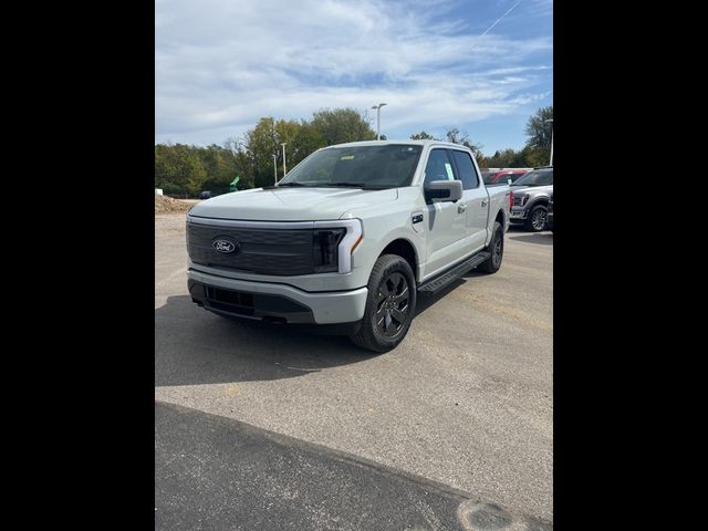 2024 Ford F-150 Lightning LARIAT