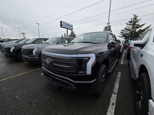 2024 Ford F-150 Lightning LARIAT