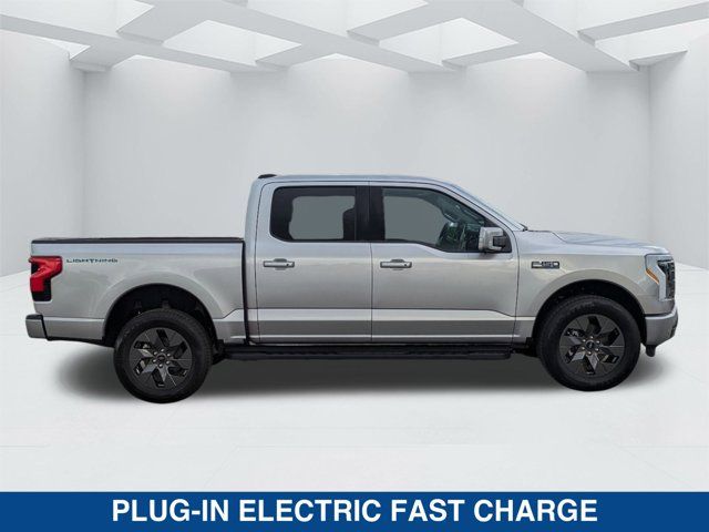 2024 Ford F-150 Lightning LARIAT