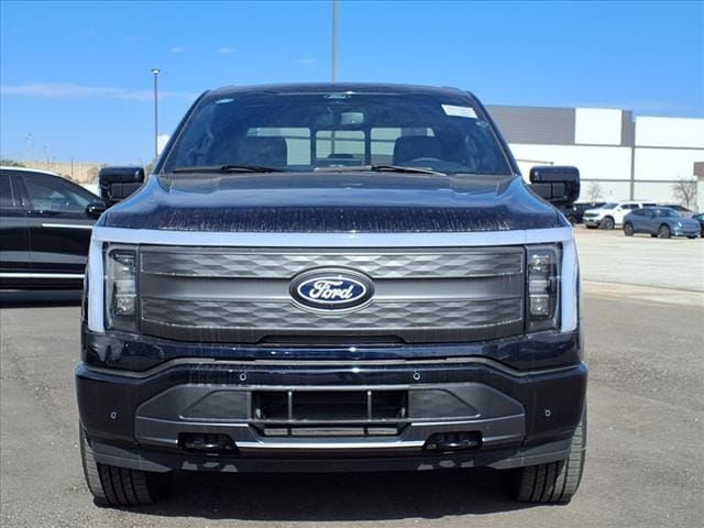 2024 Ford F-150 Lightning LARIAT