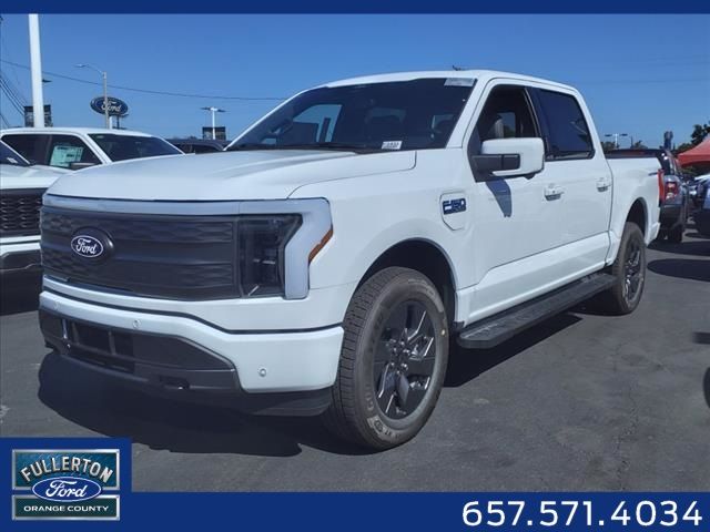 2024 Ford F-150 Lightning LARIAT