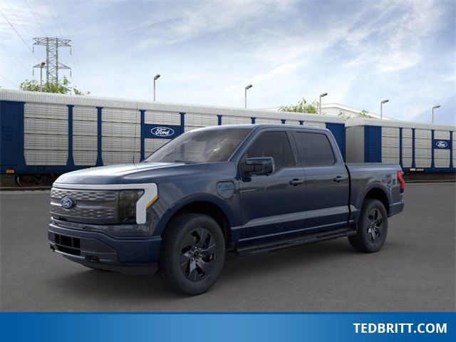 2024 Ford F-150 Lightning LARIAT