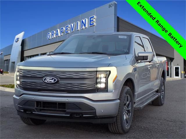 2024 Ford F-150 Lightning LARIAT