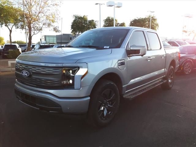 2024 Ford F-150 Lightning LARIAT