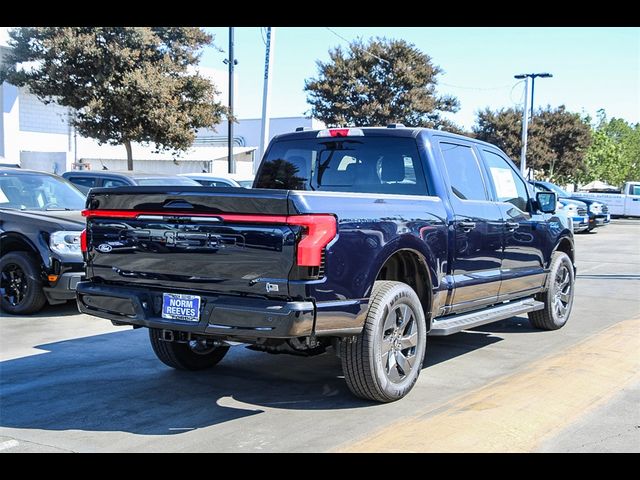 2024 Ford F-150 Lightning LARIAT