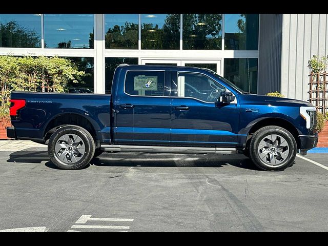 2024 Ford F-150 Lightning LARIAT