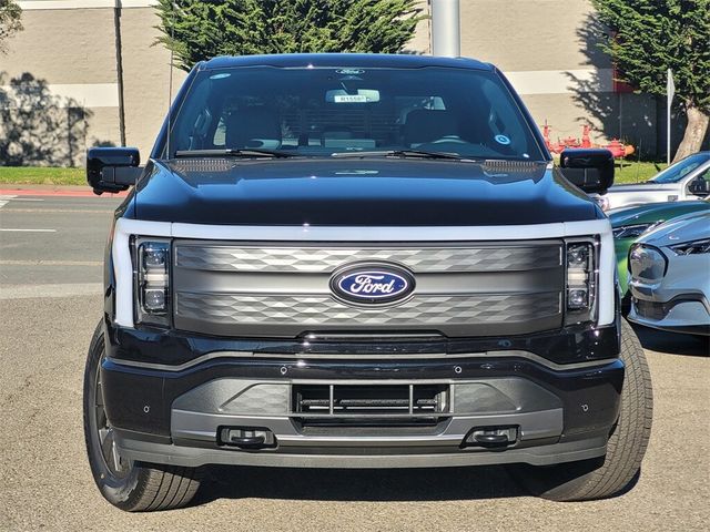 2024 Ford F-150 Lightning LARIAT