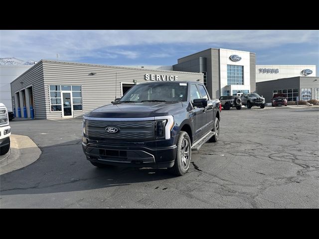 2024 Ford F-150 Lightning LARIAT