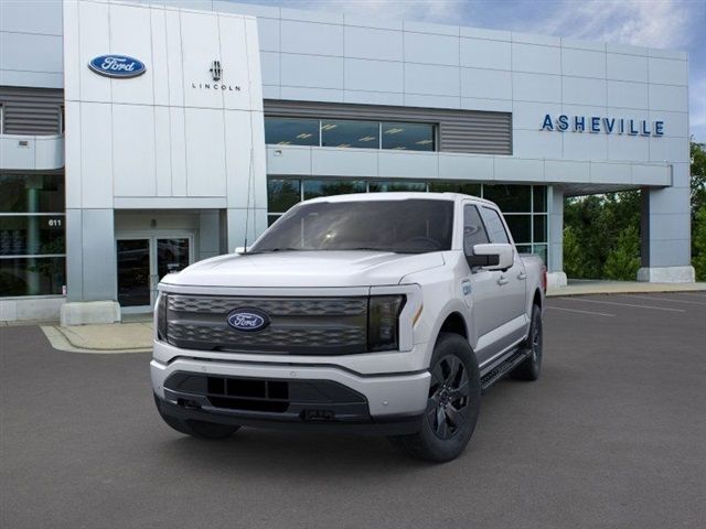 2024 Ford F-150 Lightning LARIAT