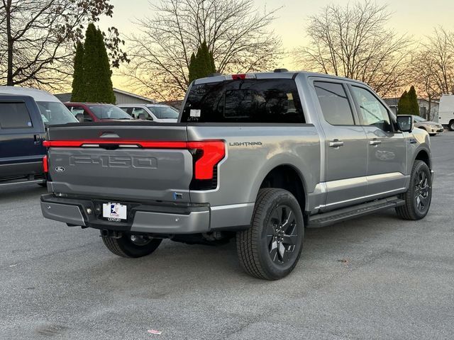 2024 Ford F-150 Lightning LARIAT