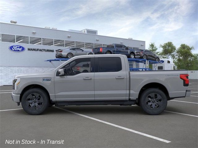 2024 Ford F-150 Lightning LARIAT