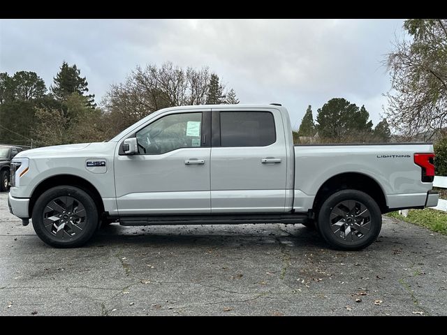 2024 Ford F-150 Lightning LARIAT