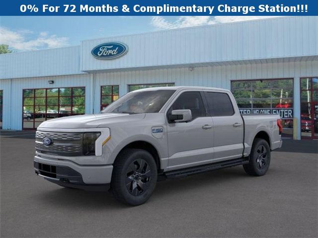 2024 Ford F-150 Lightning LARIAT