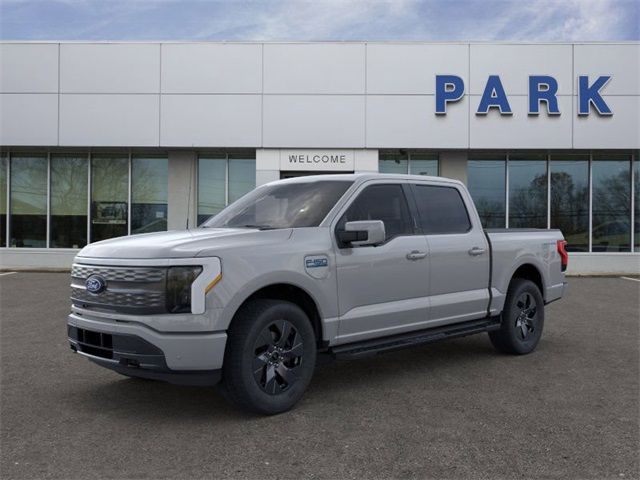 2024 Ford F-150 Lightning LARIAT