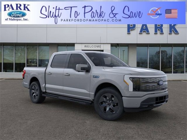 2024 Ford F-150 Lightning LARIAT