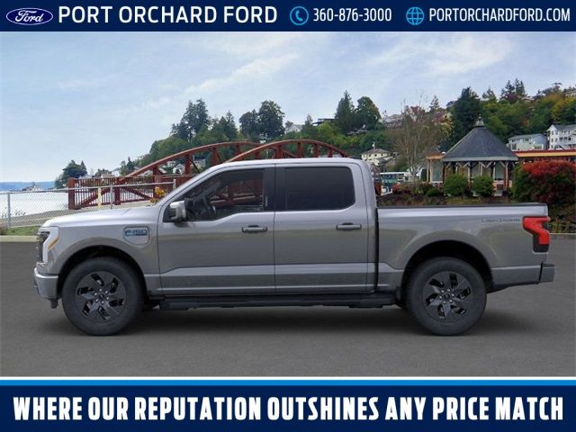 2024 Ford F-150 Lightning LARIAT