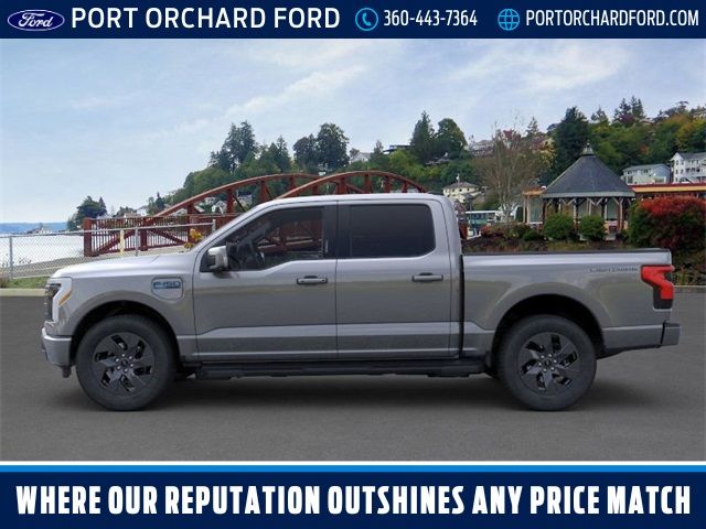 2024 Ford F-150 Lightning LARIAT