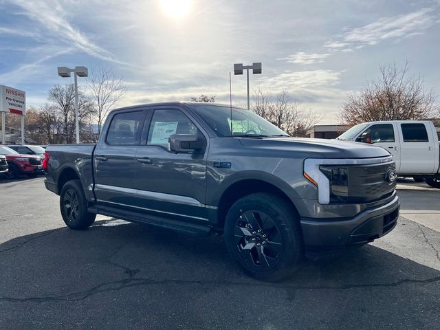 2024 Ford F-150 Lightning LARIAT