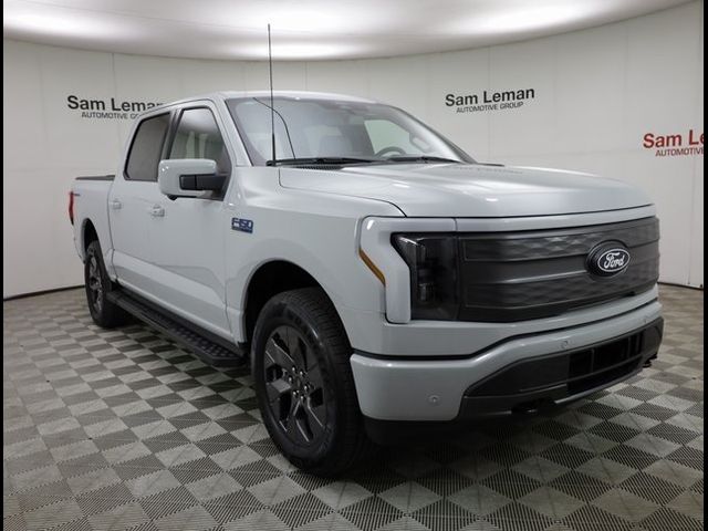 2024 Ford F-150 Lightning LARIAT