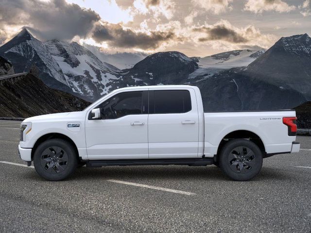 2024 Ford F-150 Lightning LARIAT