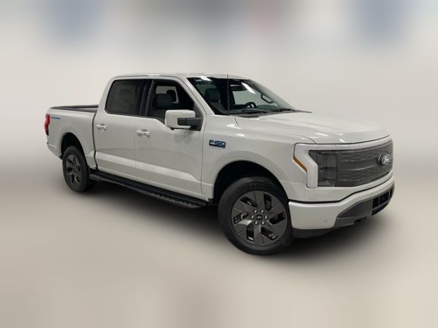 2024 Ford F-150 Lightning LARIAT