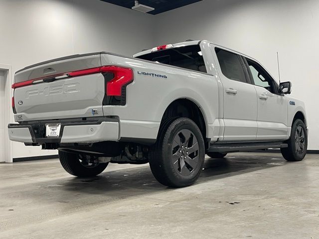 2024 Ford F-150 Lightning LARIAT