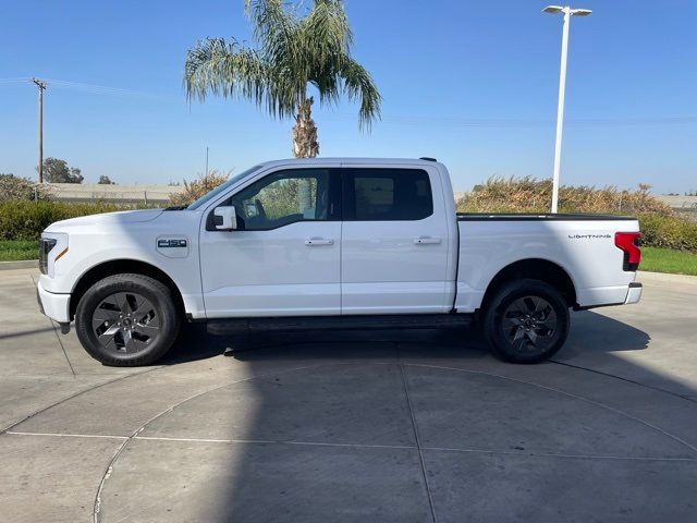 2024 Ford F-150 Lightning LARIAT