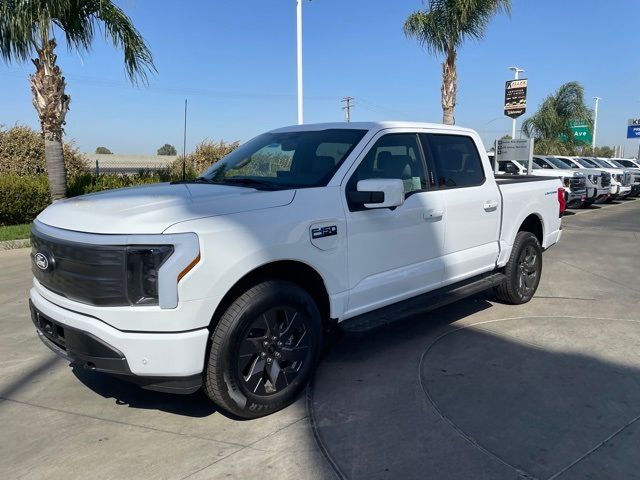 2024 Ford F-150 Lightning LARIAT