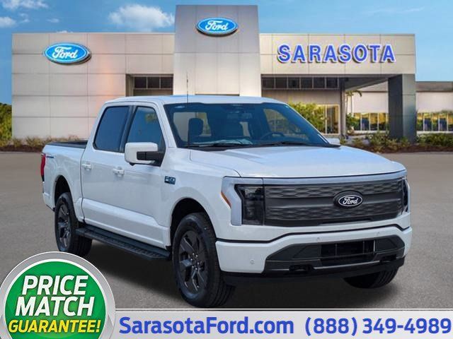 2024 Ford F-150 Lightning LARIAT