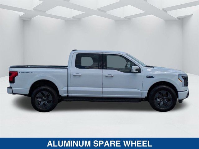 2024 Ford F-150 Lightning LARIAT