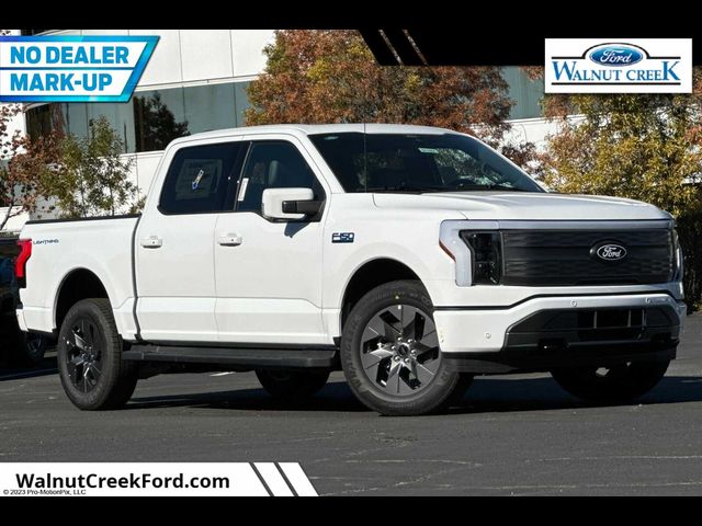 2024 Ford F-150 Lightning LARIAT