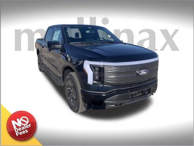 2024 Ford F-150 Lightning LARIAT