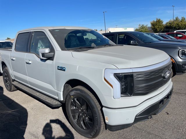 2024 Ford F-150 Lightning LARIAT