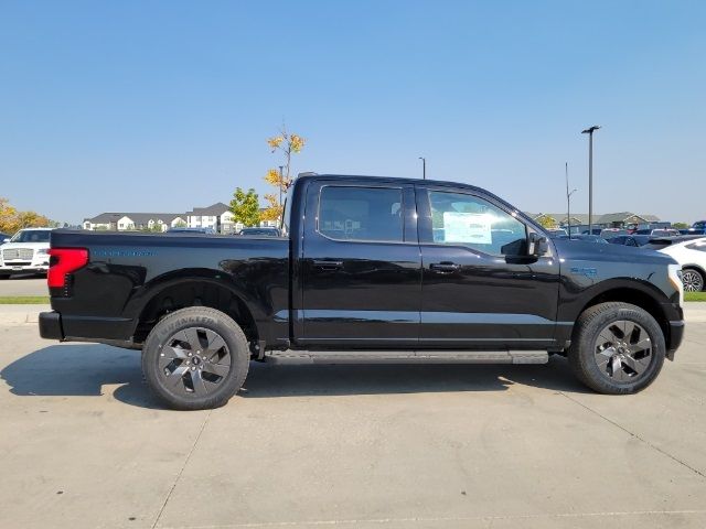 2024 Ford F-150 Lightning LARIAT