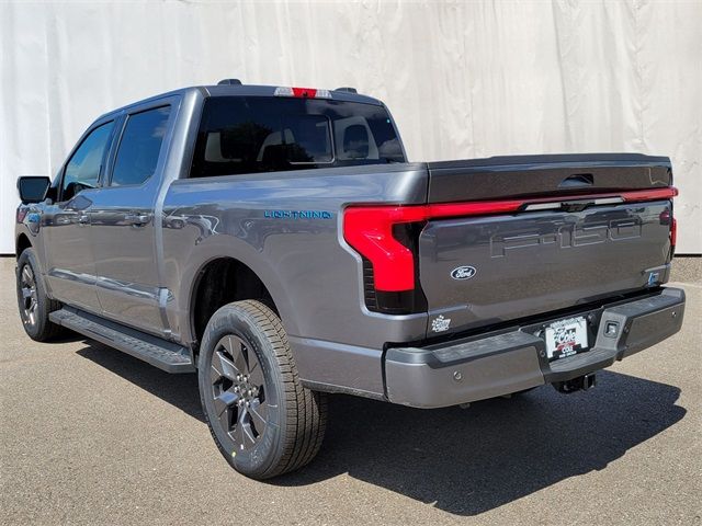 2024 Ford F-150 Lightning LARIAT