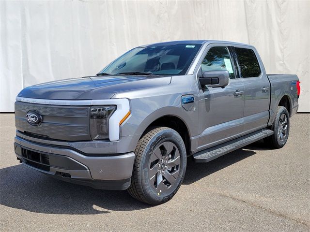 2024 Ford F-150 Lightning LARIAT