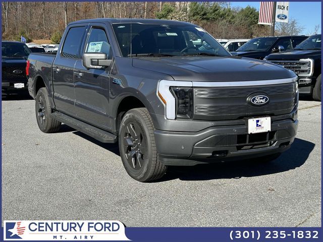 2024 Ford F-150 Lightning LARIAT