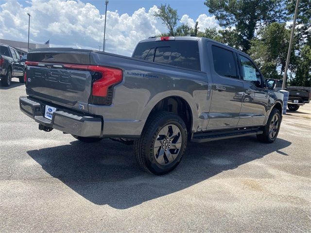 2024 Ford F-150 Lightning LARIAT