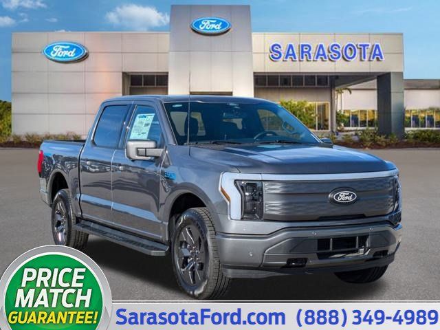 2024 Ford F-150 Lightning LARIAT