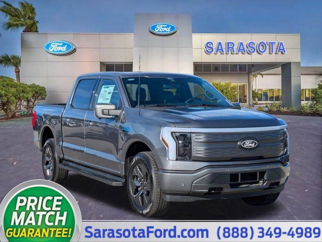 2024 Ford F-150 Lightning LARIAT