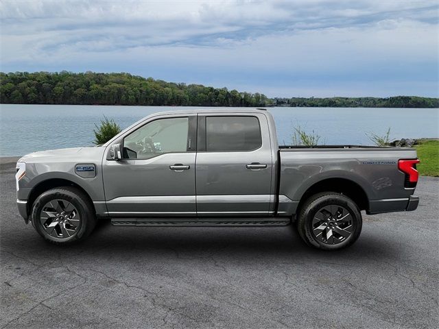 2024 Ford F-150 Lightning LARIAT