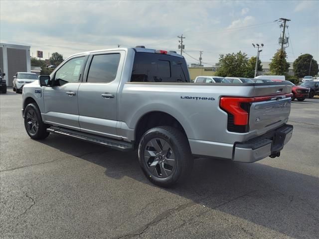 2024 Ford F-150 Lightning LARIAT