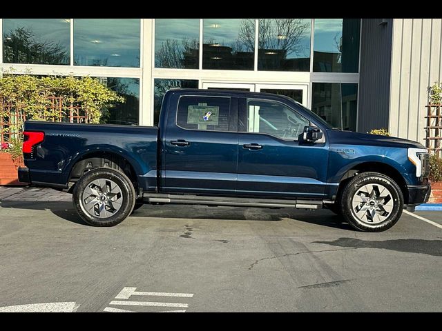 2024 Ford F-150 Lightning LARIAT