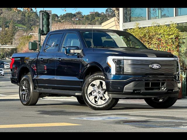 2024 Ford F-150 Lightning LARIAT