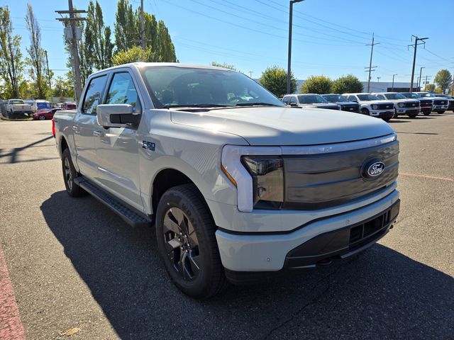 2024 Ford F-150 Lightning LARIAT