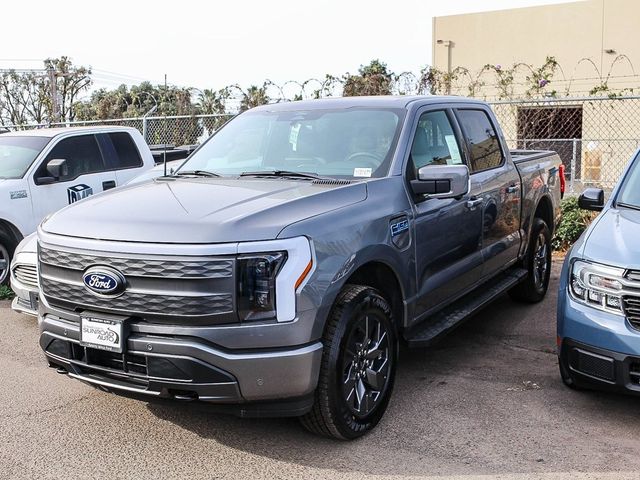 2024 Ford F-150 Lightning LARIAT