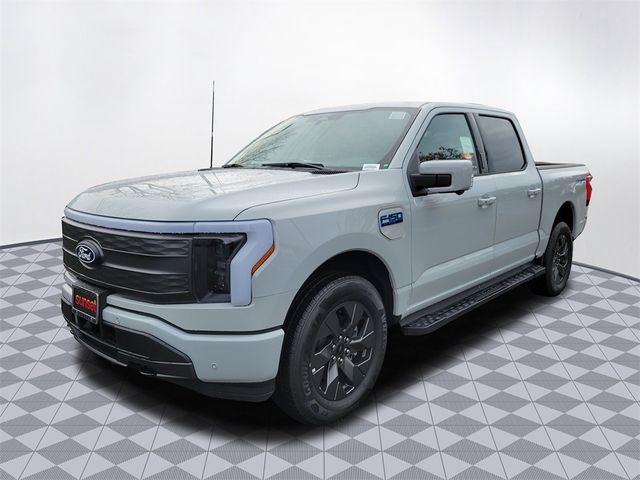 2024 Ford F-150 Lightning LARIAT