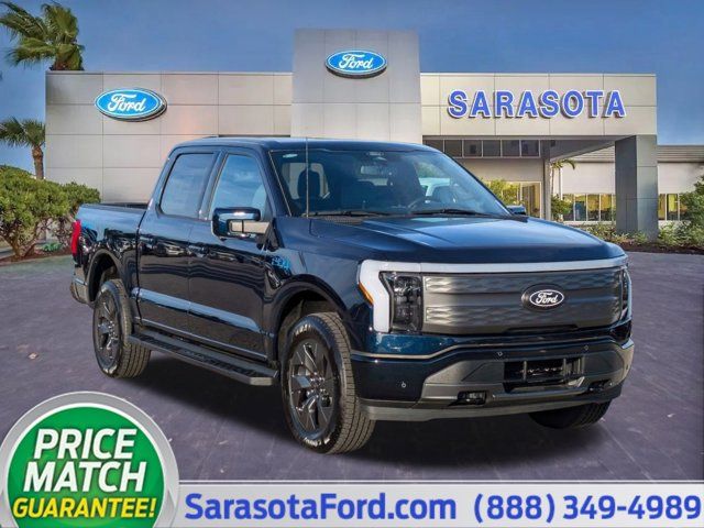 2024 Ford F-150 Lightning LARIAT