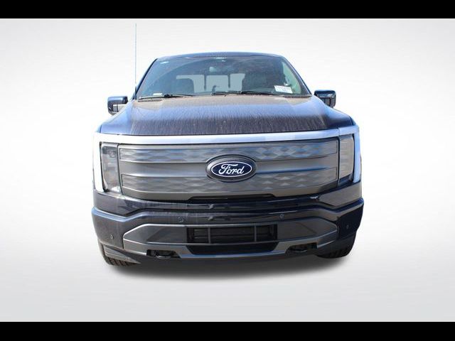 2024 Ford F-150 Lightning LARIAT