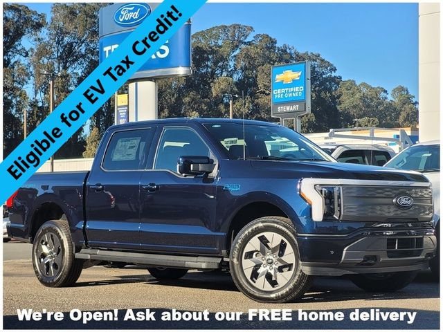 2024 Ford F-150 Lightning LARIAT